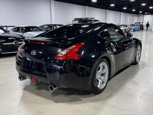 2010 Nissan 370Z Base