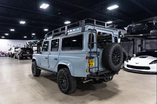 1986 Land Rover Defender 