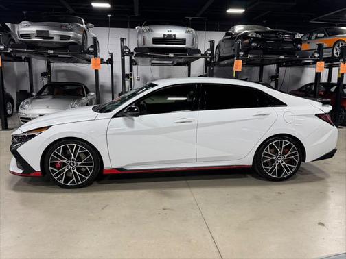 2022 Hyundai ELANTRA N Base