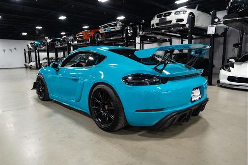 2021 Porsche 718 Cayman GT4