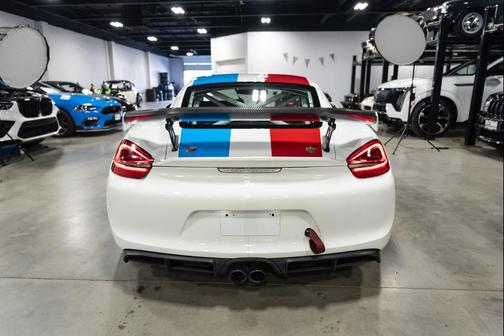 2016 Porsche Cayman COUPE