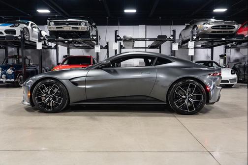 2021 Aston Martin Vantage Automatic
