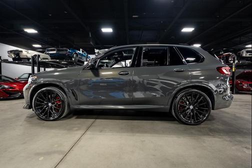 2023 BMW X5 M50i