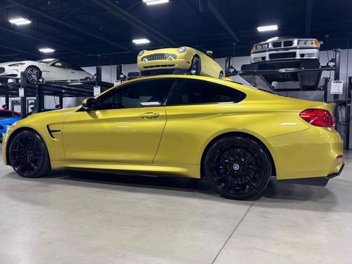 2015 BMW M4 Base