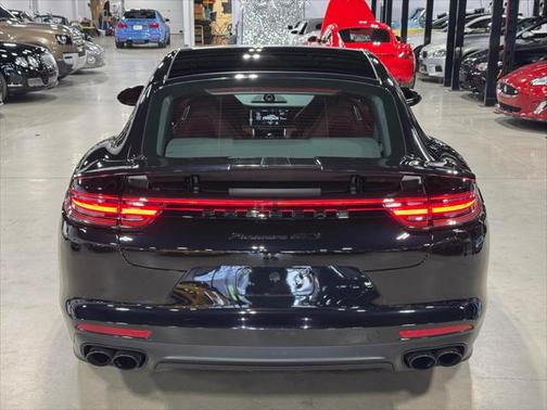 2020 Porsche Panamera GTS