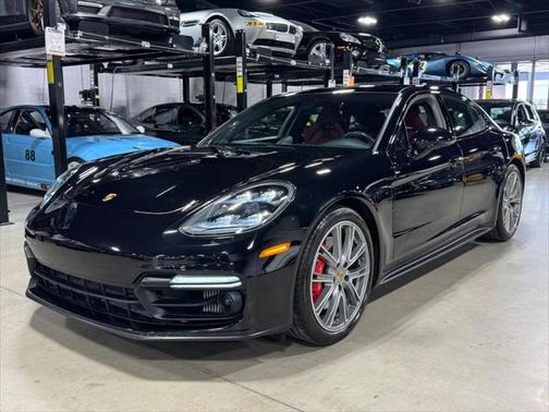 2020 Porsche Panamera GTS