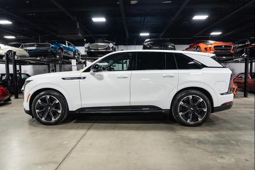 2025 Cadillac Escalade IQ Sport 1