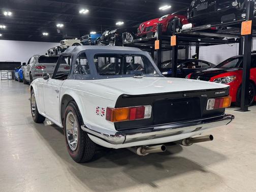 1974 Triumph TR6 Base