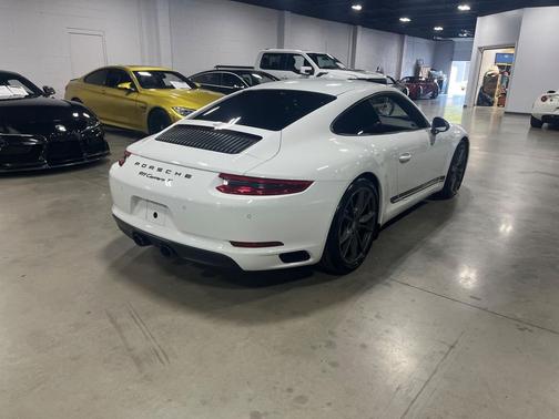 2019 Porsche 911 Carrera T