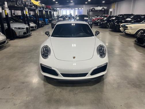 2019 Porsche 911 Carrera T