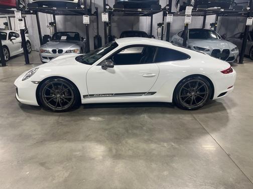 2019 Porsche 911 Carrera T