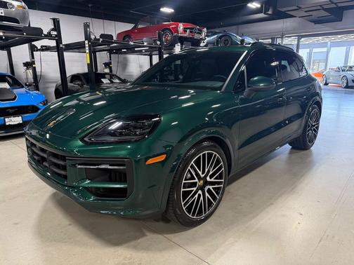 2024 Porsche Cayenne S
