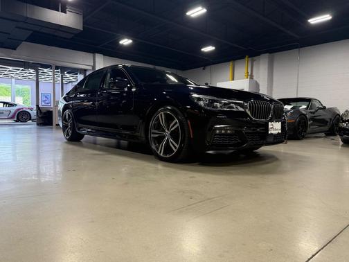 2016 BMW 750 i xDrive