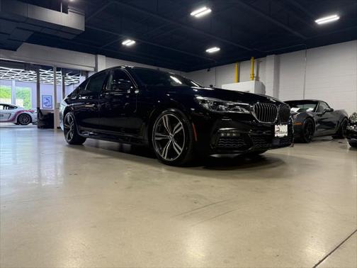 2016 BMW 750 i xDrive