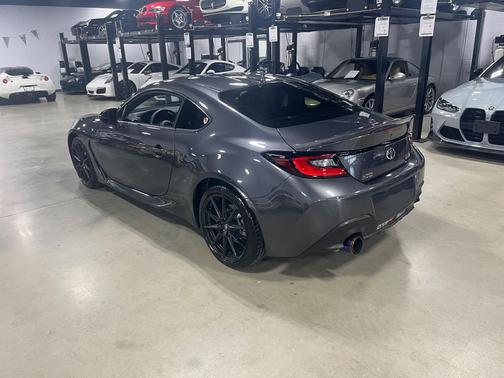 2023 Toyota GR86 Premium