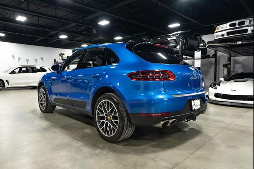 2017 Porsche Macan S