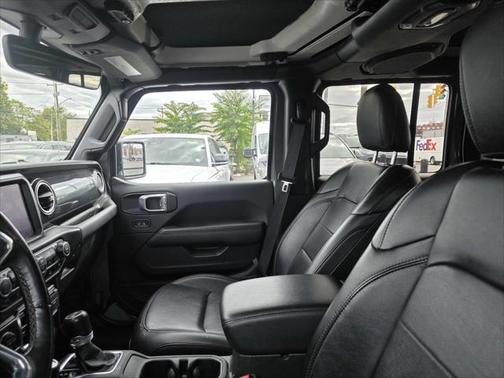 2021 Jeep Wrangler Unlimited Sahara Altitude 4x4