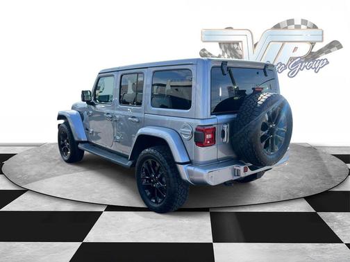 Billet Silver Metallic Clearcoat 2021 Jeep Wrangler Unlimited Sahara