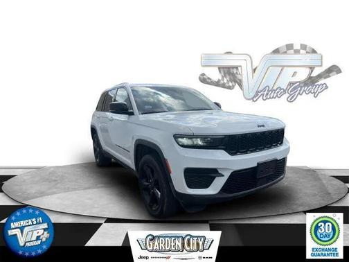 2023 Jeep Grand Cherokee Altitude 4x4
