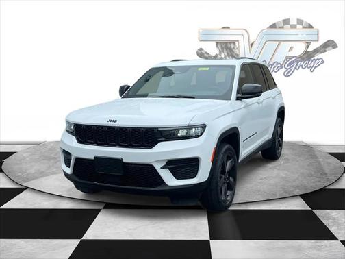 2022 Jeep Grand Cherokee Altitude 4x4