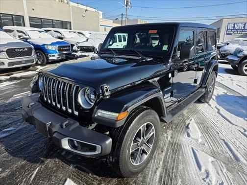2023 Jeep Wrangler 4-Door Sahara 4x4