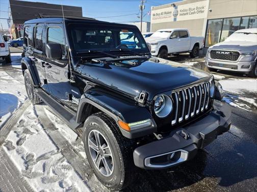 2023 Jeep Wrangler 4-Door Sahara 4x4
