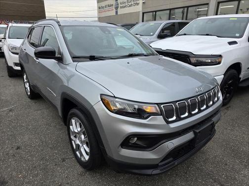 2022 Jeep Compass Latitude Lux 4x4