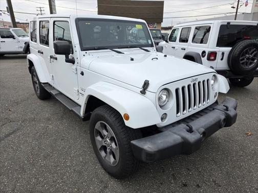 2017 Jeep Wrangler Unlimited Sahara 4x4