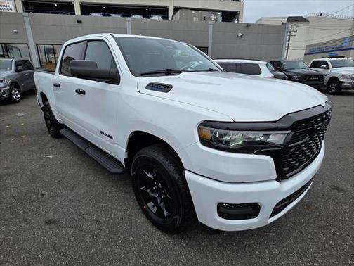 2025 RAM 1500 Tradesman Crew Cab 4x4 57' Box