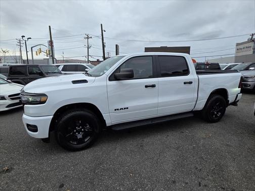 2025 RAM 1500 Tradesman Crew Cab 4x4 57' Box