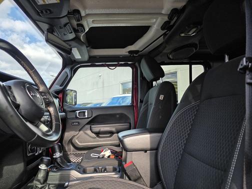 Snazzberry Pearlcoat 2021 Jeep Wrangler Unlimited 80th Anniversary 4x4