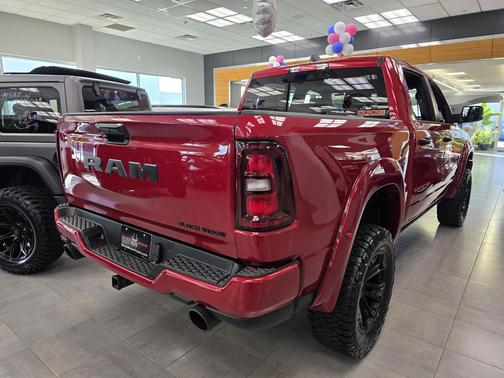 Molten Red Pearl-Coat Exterior Paint 2026 RAM 1500 Laramie