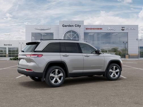 Silver Zynith Exterior Paint 2026 Jeep Grand Cherokee Limited