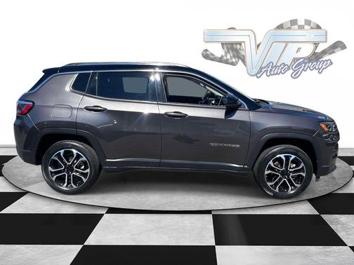 Granite Crystal Metallic Clearcoat 2022 Jeep Compass Limited