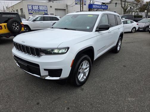 2023 Jeep Grand Cherokee L Laredo 4x4