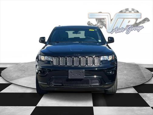 2021 Jeep Grand Cherokee Laredo X 4x4