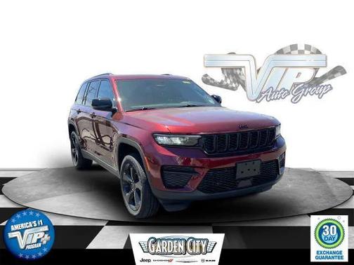 2022 Jeep Grand Cherokee Altitude 4x4