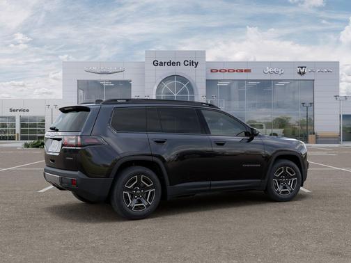 Diamond Black Crystal Pearl-Coat Exterior Paint 2026 Jeep Cherokee Laredo