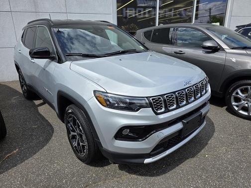 Silver Zynith Metallic Clearcoat 2026 Jeep Compass Limited