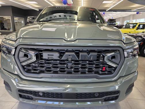 Canyon Lake Exterior Paint 2026 RAM 1500 Big Horn/Lone Star