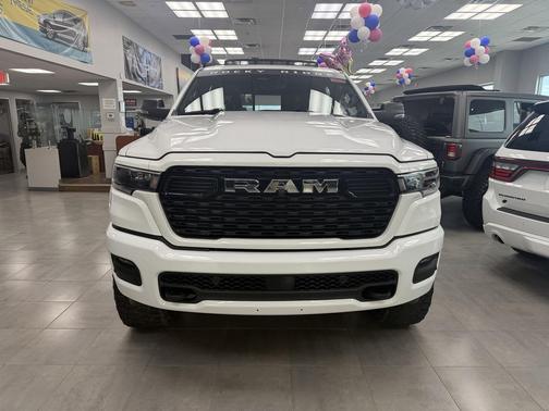 Bright White Clear-Coat Exterior Paint 2026 RAM 1500 Big Horn/Lone Star