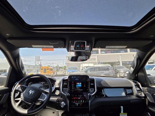 Hydro Blue Pearlcoat 2026 RAM 1500 Laramie