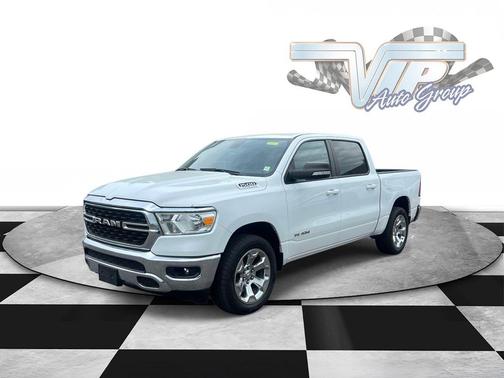 Bright White Clearcoat 2022 RAM 1500 Big Horn/Lone Star