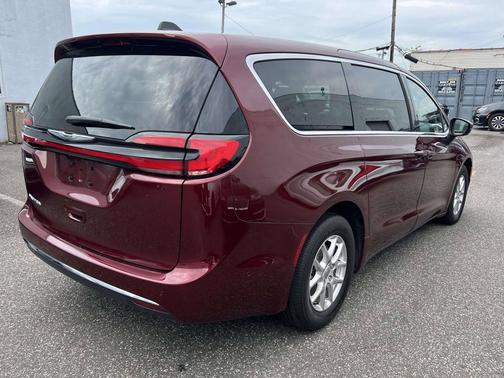 Velvet Red Pearlcoat 2023 Chrysler Pacifica Touring L