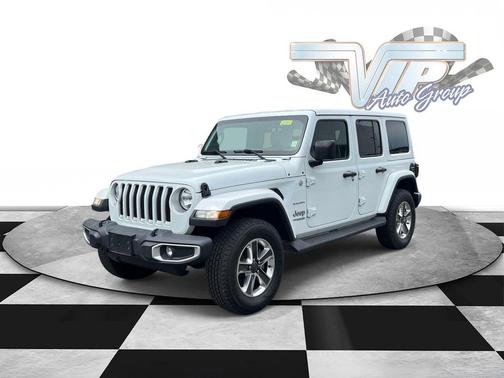 Bright White Clearcoat 2020 Jeep Wrangler Unlimited Sahara