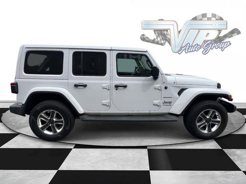 Bright White Clearcoat 2020 Jeep Wrangler Unlimited Sahara