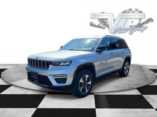 Silver Zynith 2023 Jeep Grand Cherokee 4xe Base