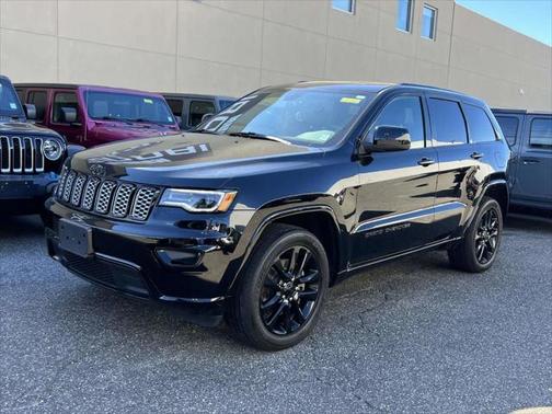 2021 Jeep Grand Cherokee Laredo X 4x4