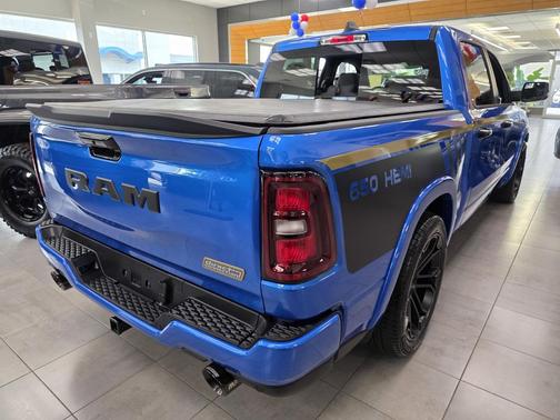Hydro Blue Pearl-Coat Paint 2026 RAM 1500 Big Horn/Lone Star
