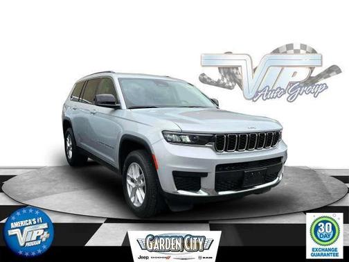 2022 Jeep Grand Cherokee L Laredo 4x4